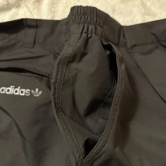 Adidas Black Skateboarding Gore-Tex Tech Water Resistant Unisex Pants Large
